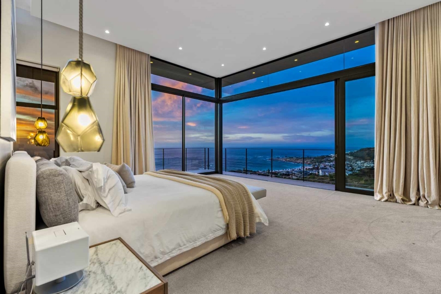 5 Bedroom Property for Sale in Camps Bay Western Cape